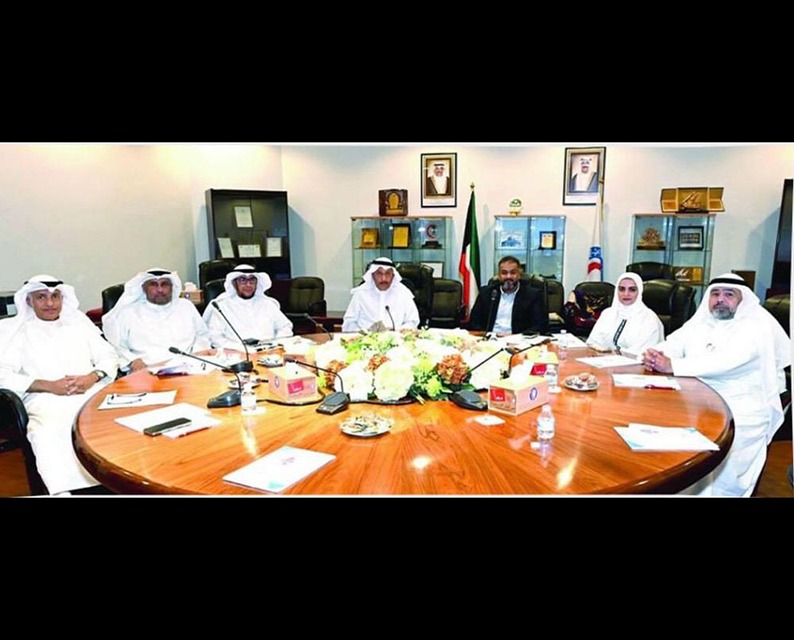 Kuwait Red Crescent Society Holds Emergency Meeting to Strengthen Readiness and Monitor Logistical Preparations