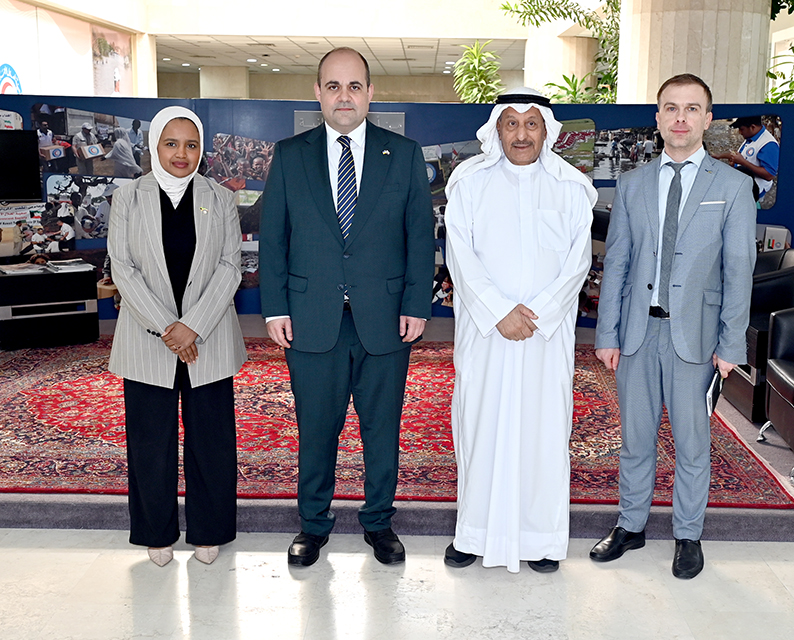 Ukraine envoy praises Kuwait’s humanitarian support